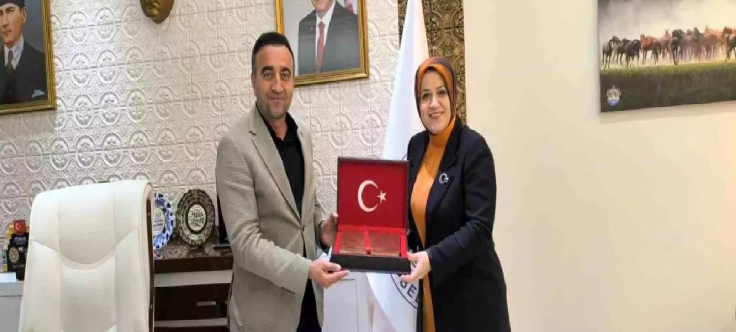 Akçadağ Belediye Başkanı, Yerel Yönetimler Başkan Yardımcısını Ağırladı