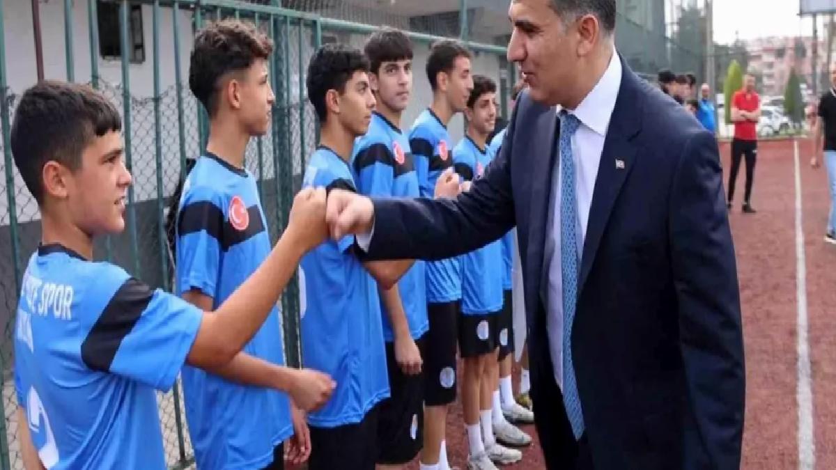 Akdeniz Belediyespor U-15 Takımı Türkiye Şampiyonası İçin Karaman’a Gidiyor