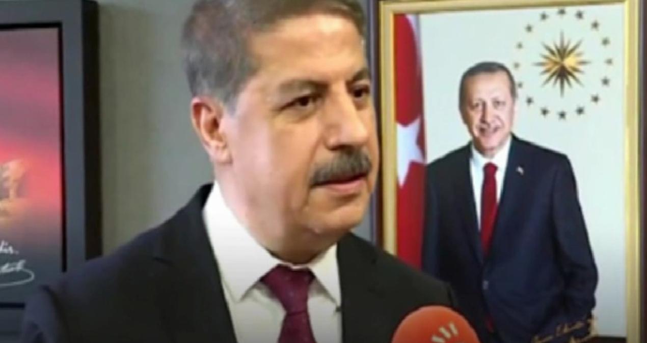 AKP’li vekil Barzani’nin kanalında Öcalan’a övgüler yağdırdı