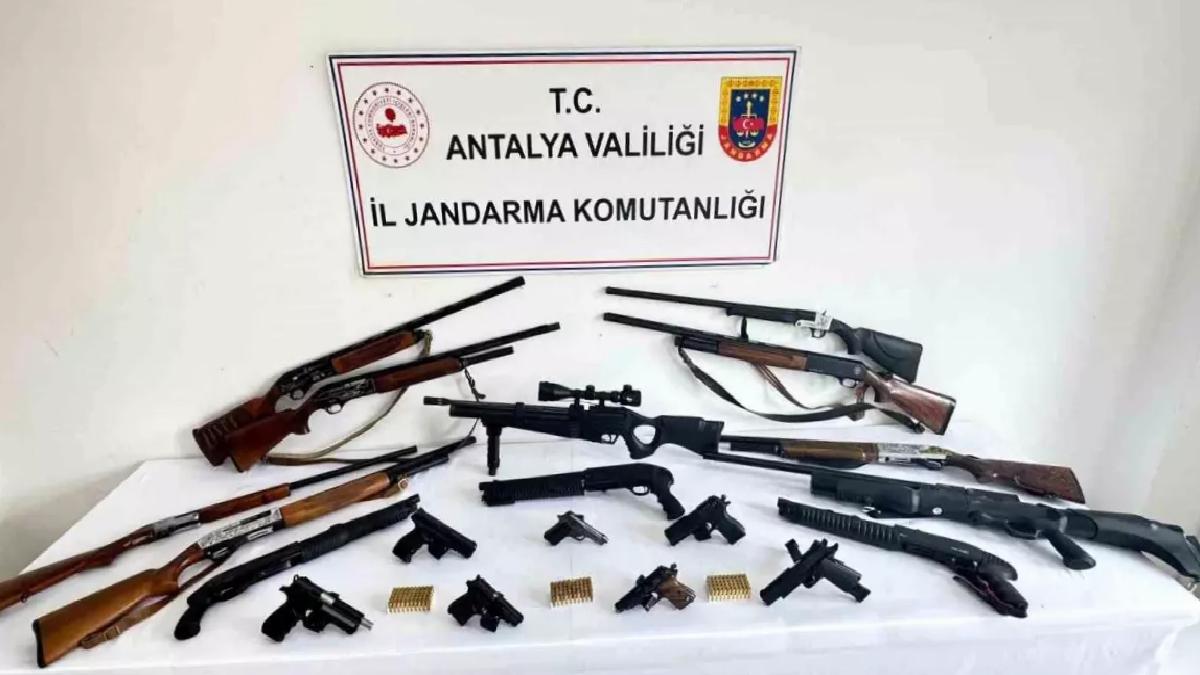 Alanya’da Silah Kaçakçılığına Operasyon