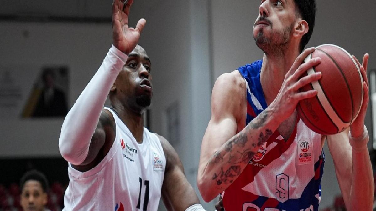 Aliağa Petkimspor, Büyükçekmece Basketbol’u yendi