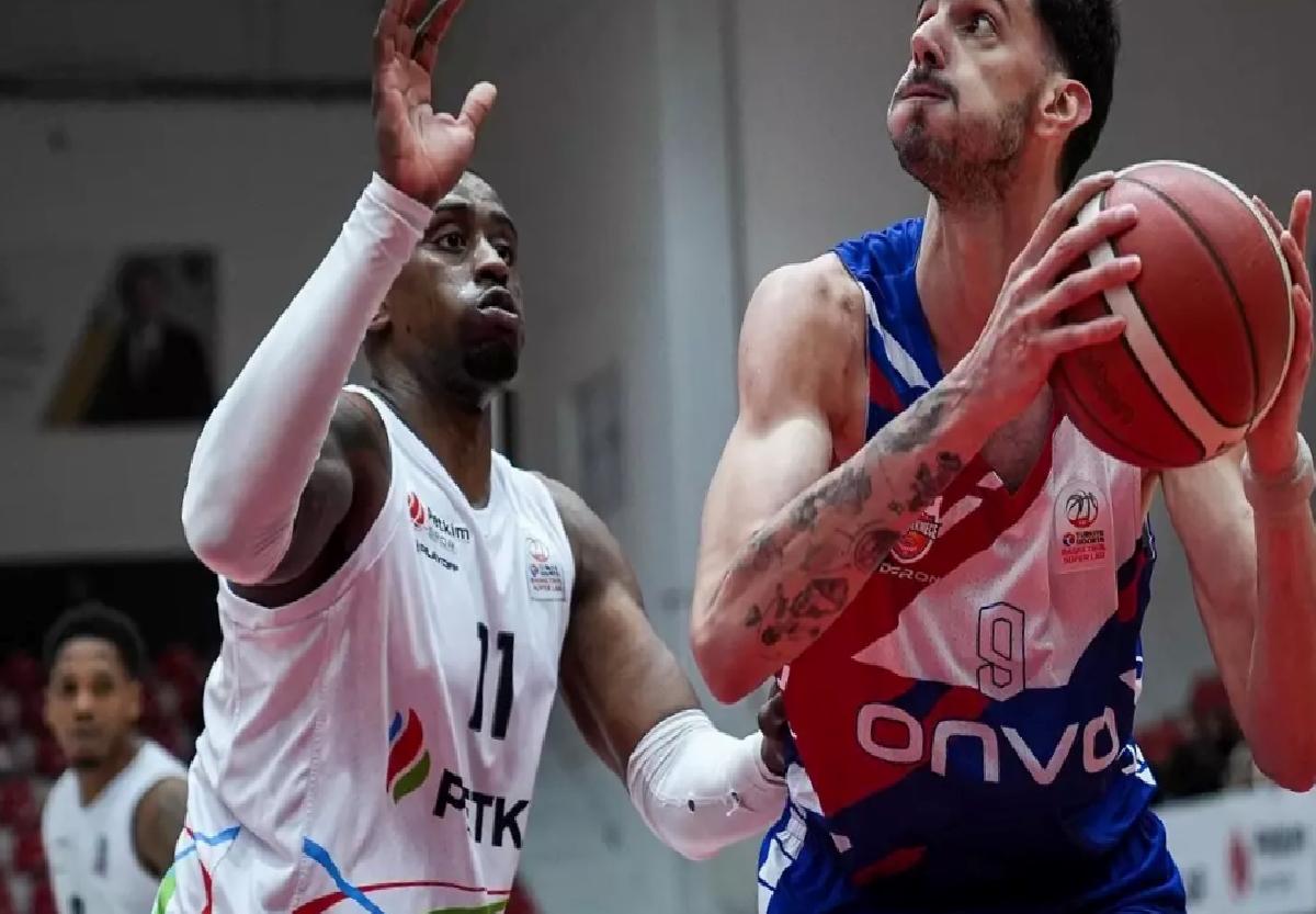 Aliağa Petkimspor Büyükçekmece’yi Geçti