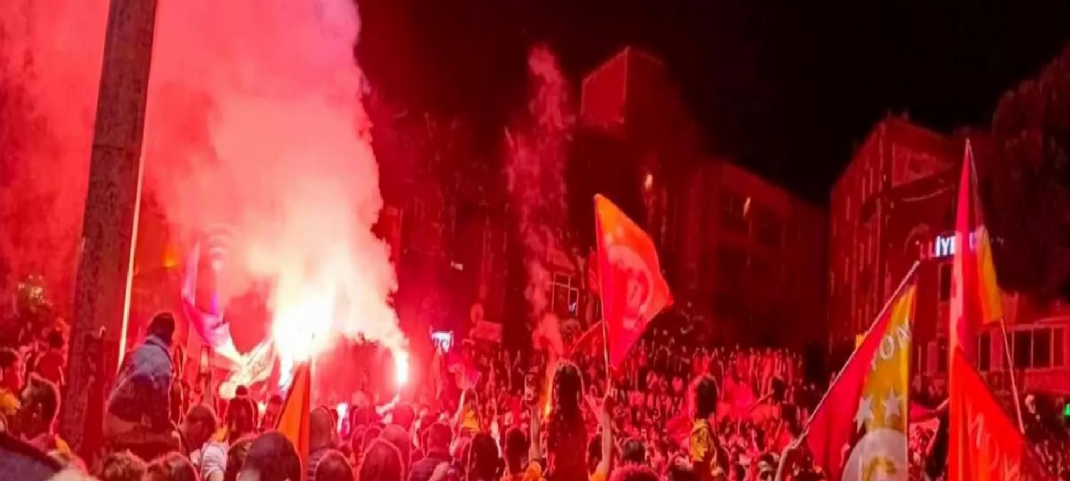 Aliağa’da Galatasaray Şampiyonluğu Coşkusu
