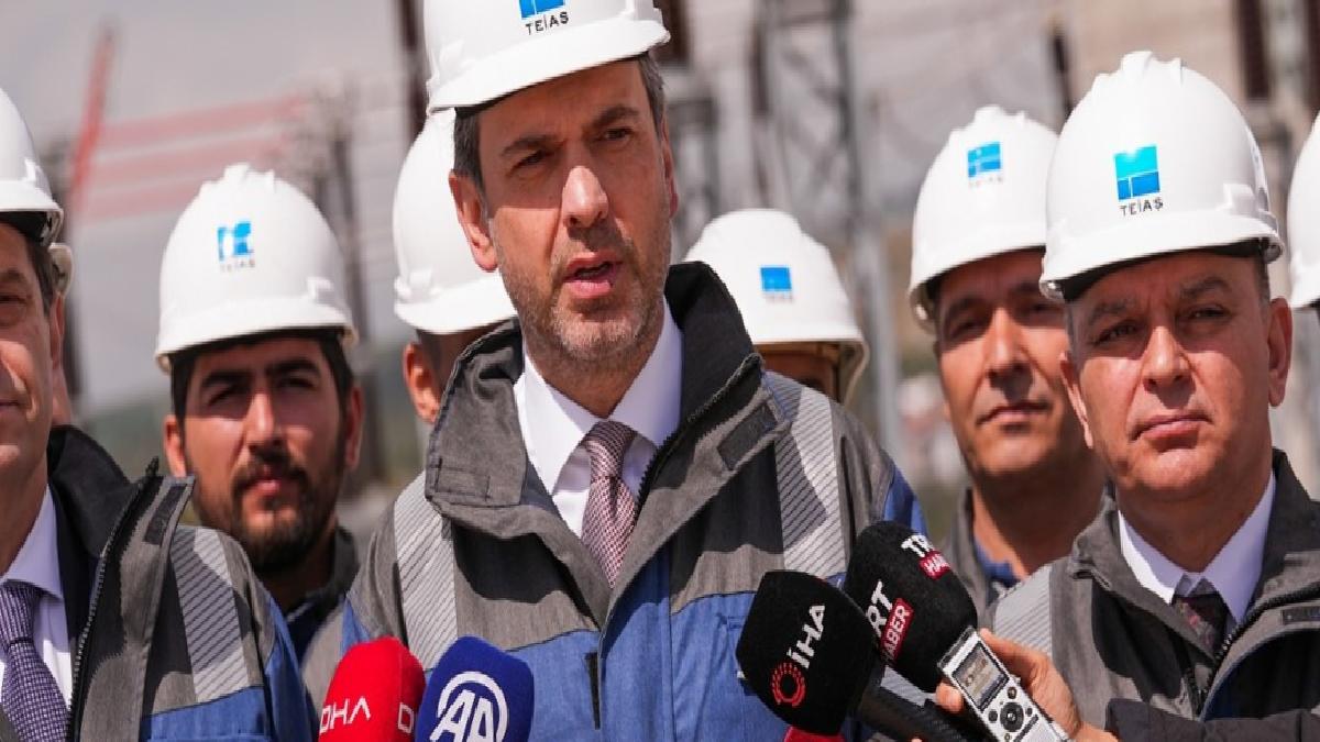 Alparslan Bayraktar: Türkiye’nin elektrik hatlarında kesintiye neden olacak sorun yok