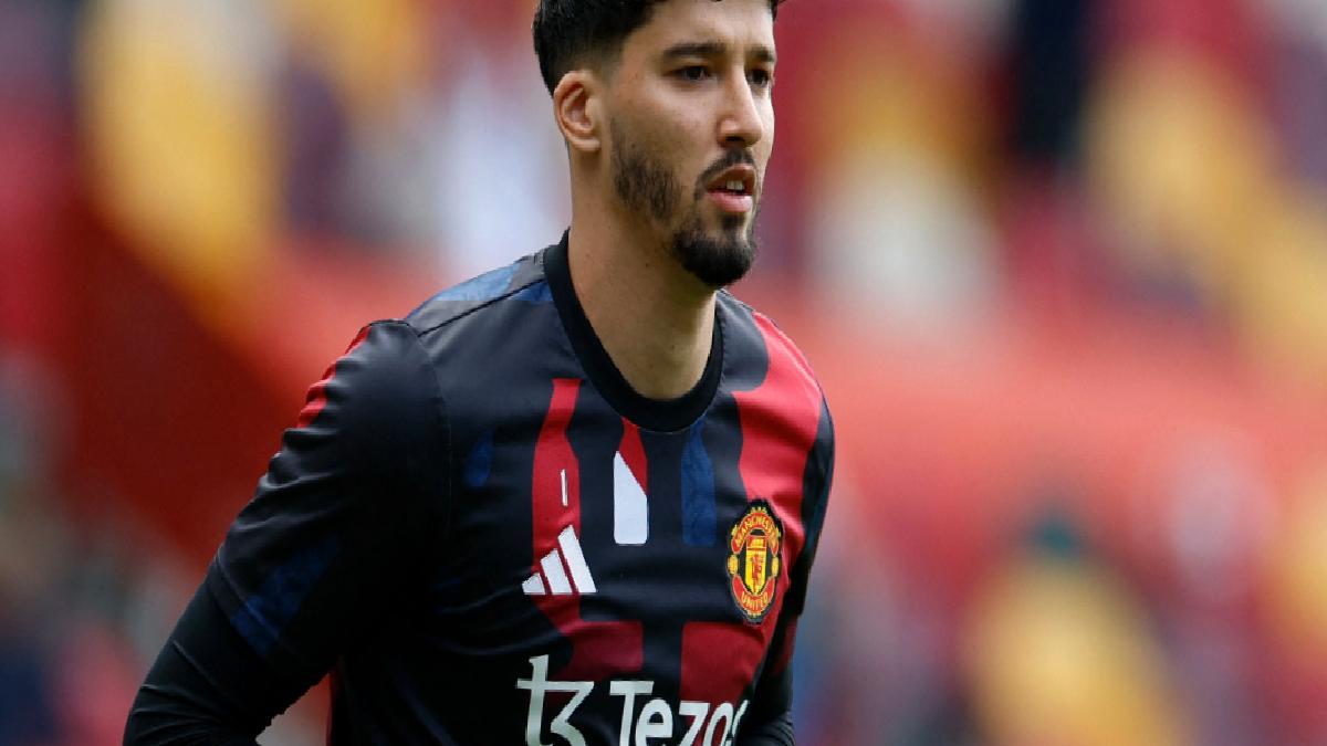 Altay Bayındır forma giydi! Manchester United, Brentford’a yenildi