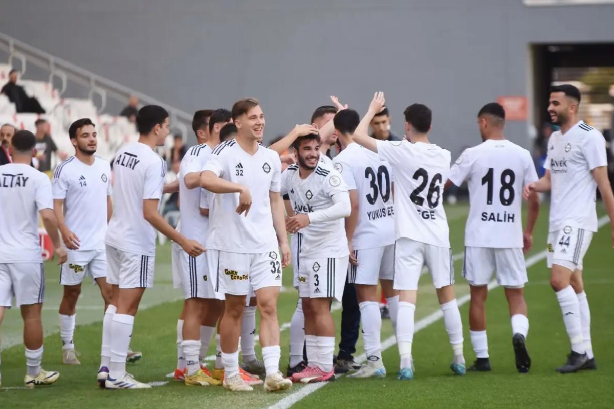 Altay, Gençlerle Galibiyetle Veda Etti