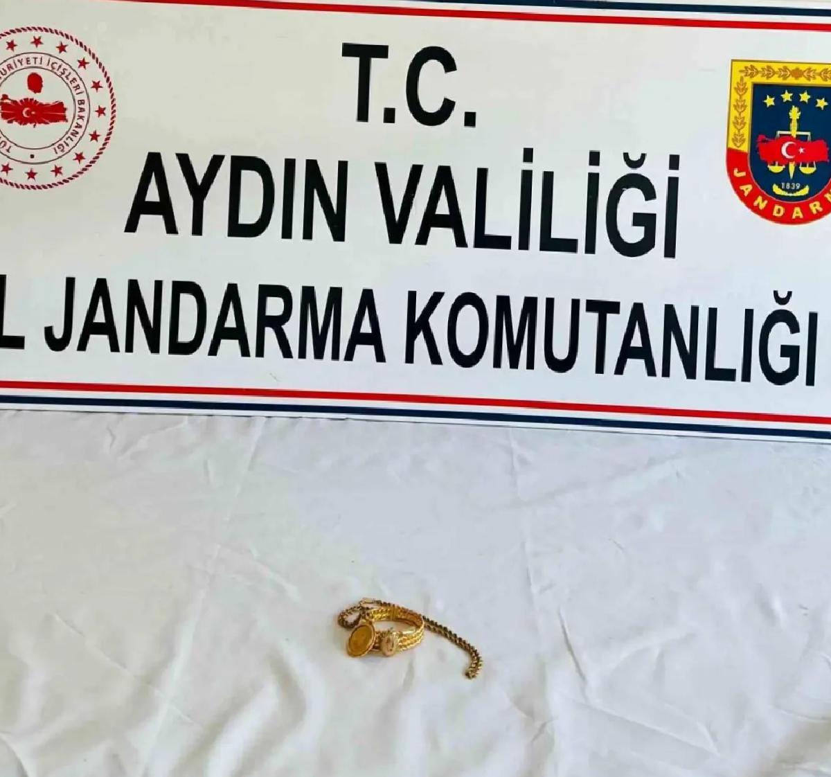 Altınlarıyla Kaçan Kadın Yakalandı