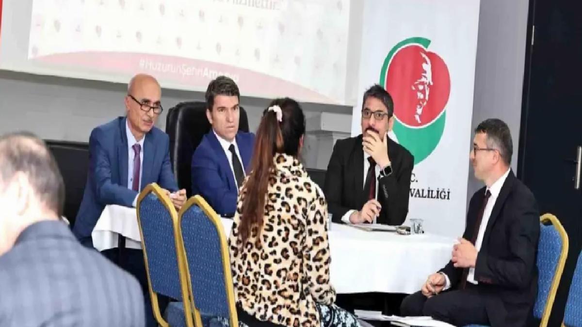 Amasya’da Roman çift resmi nikah yaptı
