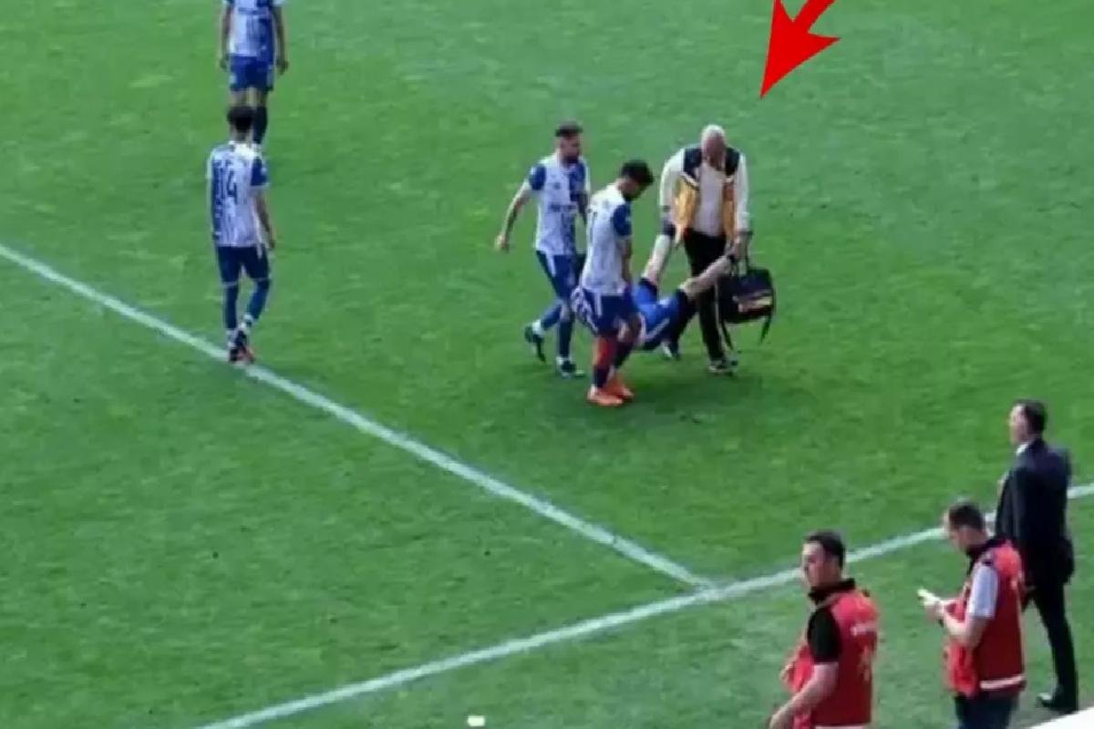 Amatör Lig’de ilginç anlar! Sakatlanan futbolcu sedye yerine elle taşındı