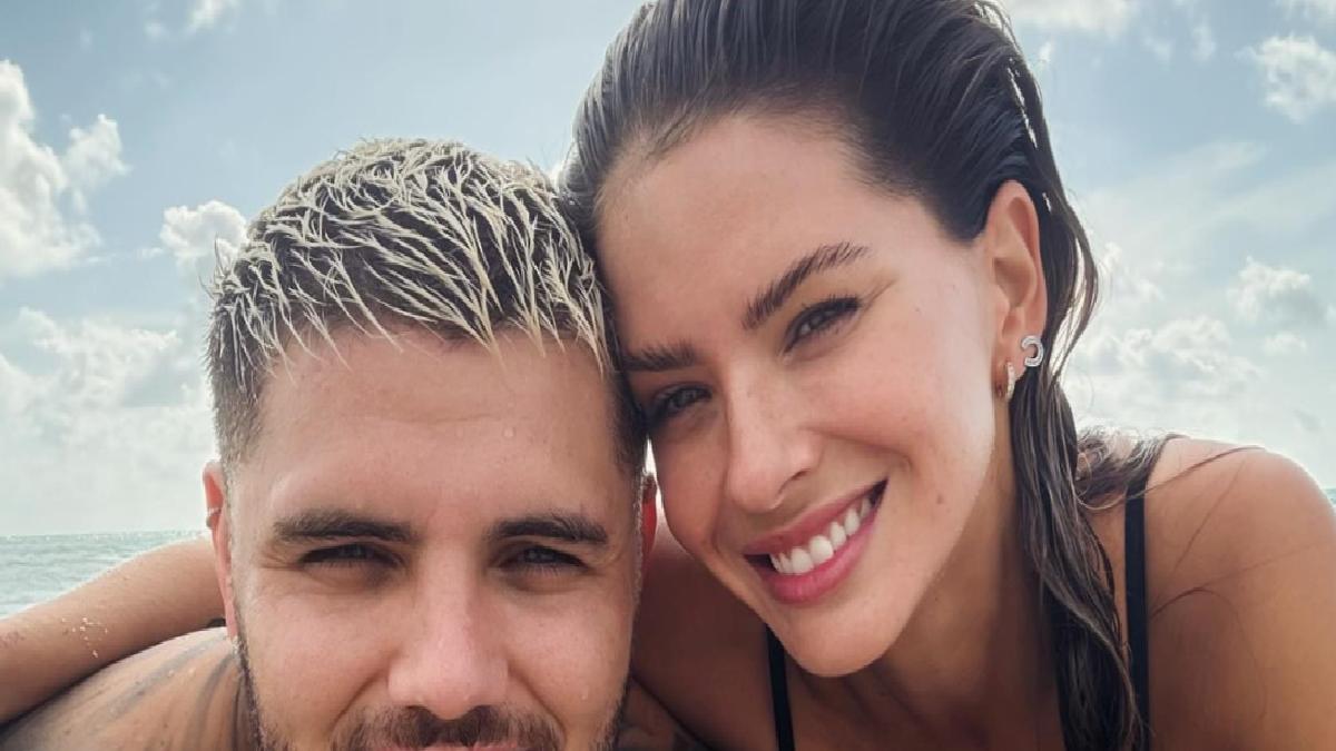 Amerika’da tatilde olan Mauro Icardi ve China Suarez’den yüzüklü fotoğraf geldi