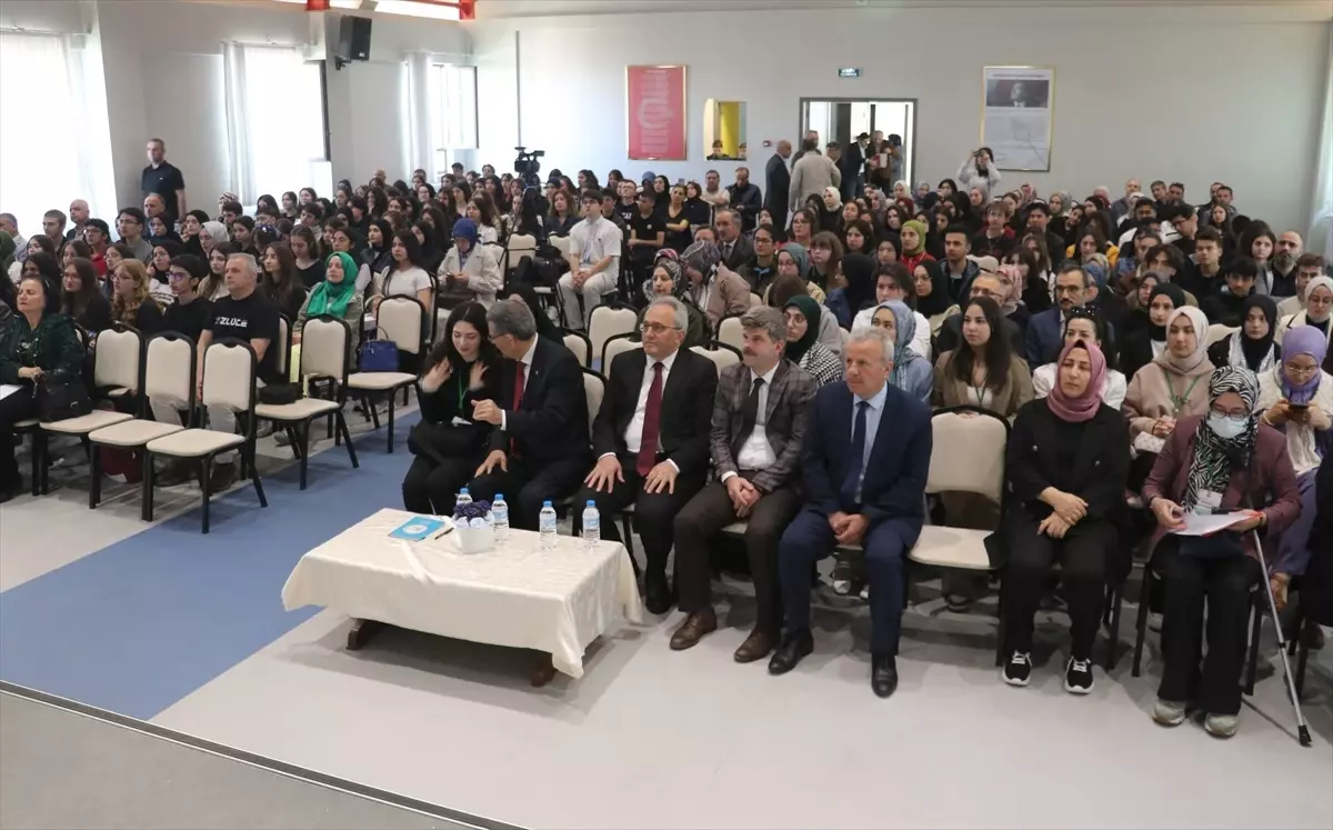 Anadolu Mektebi Bursa Programı Devam Ediyor