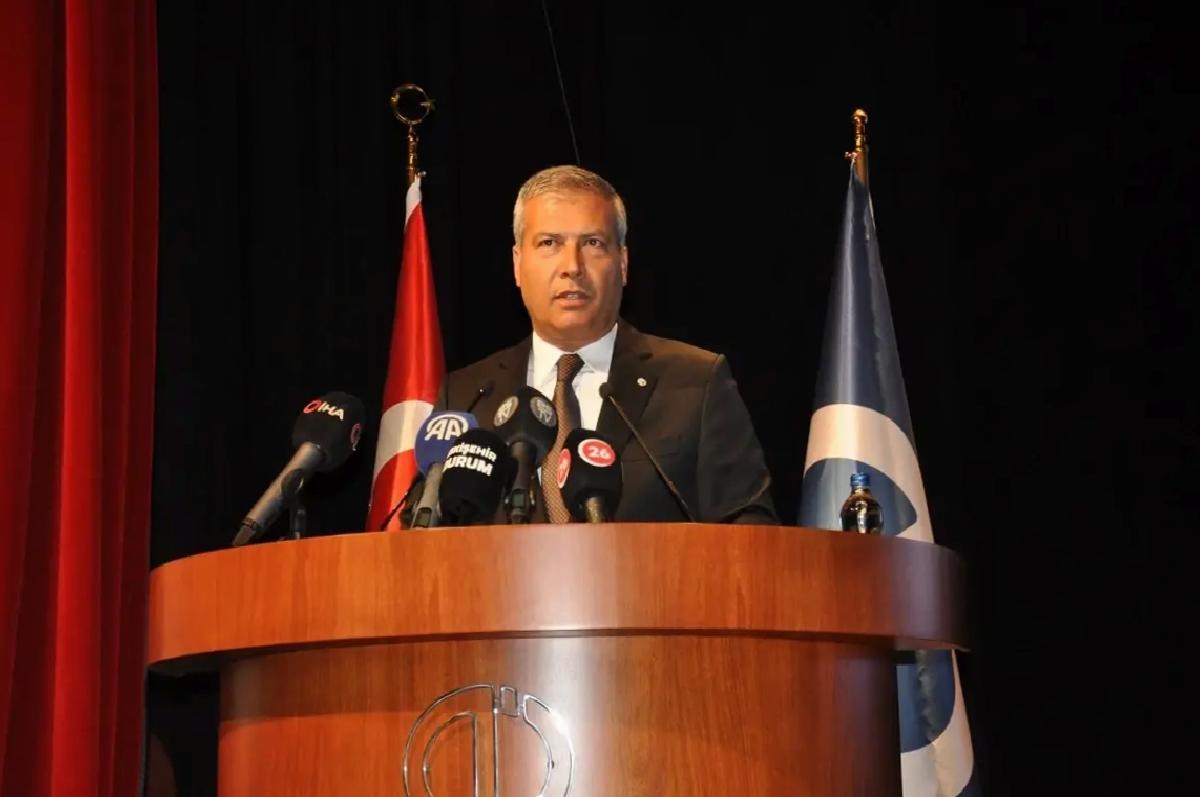 Anadolu Üniversitesi’nde Aile Sempozyumu Düzenlendi