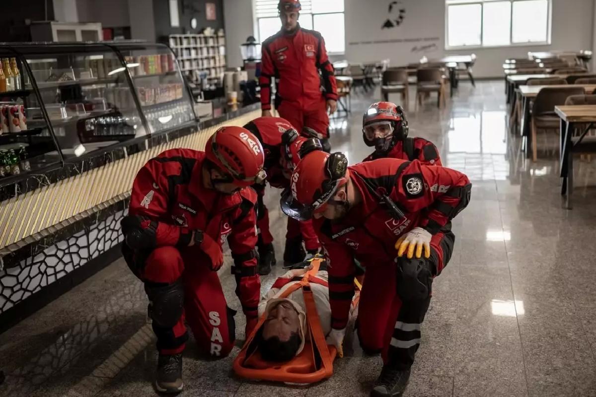 Ankara Üniversitesi’nde Deprem Tatbikatı Yapıldı