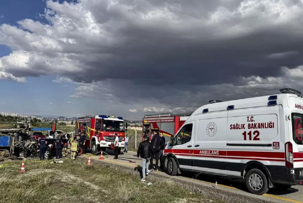 Ankara’da Trafik Kazası: Anne ve Oğlu Hayatını Kaybetti
