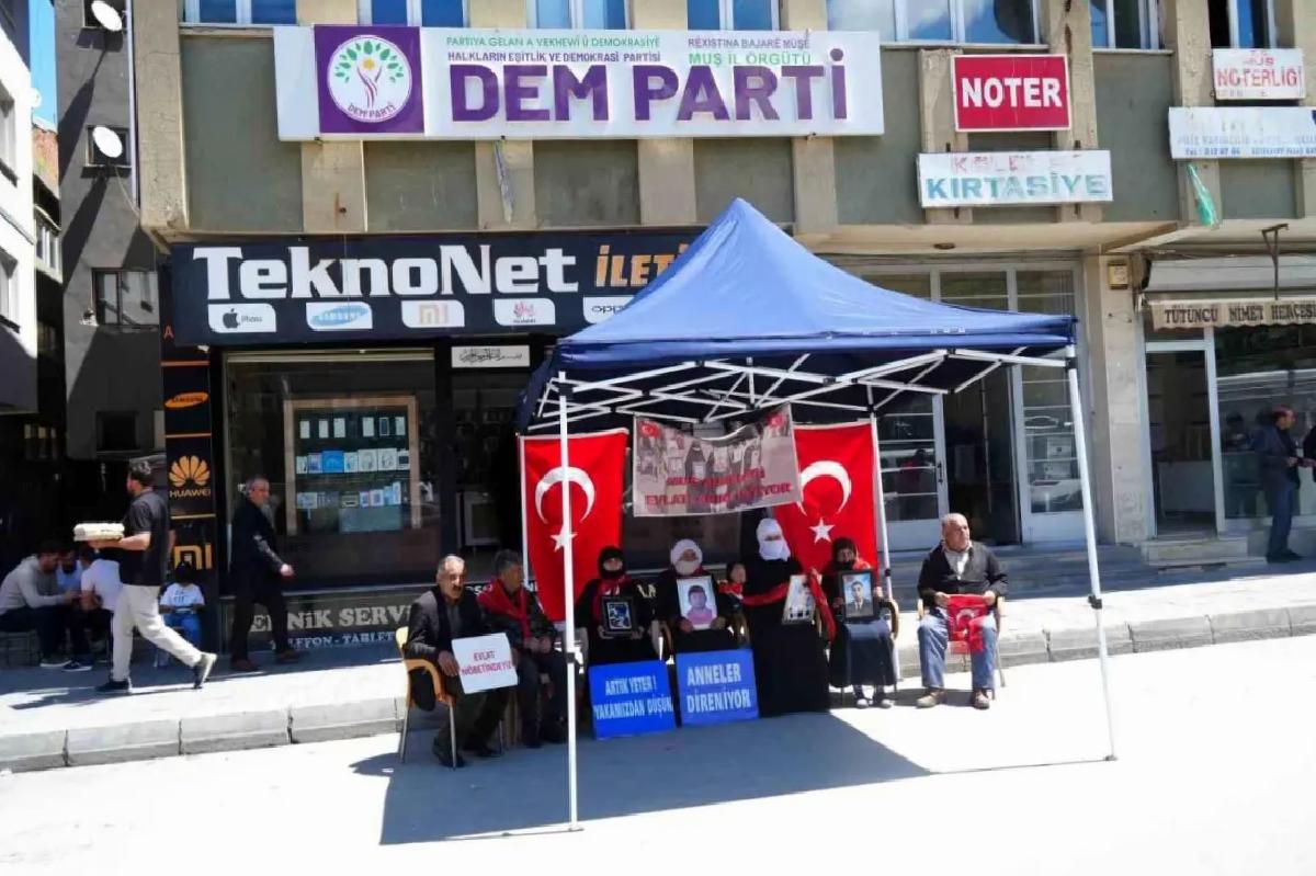 Anne Şahinaz Özcan: “Oğlumun odasını hazırladım, yeter ki gelsin”