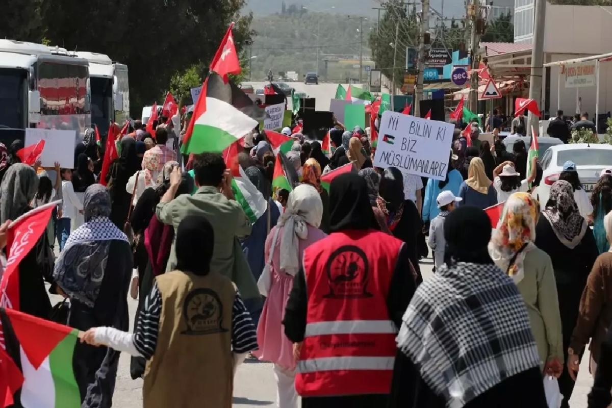 Antakya’da Filistin’e Destek Yürüyüşü