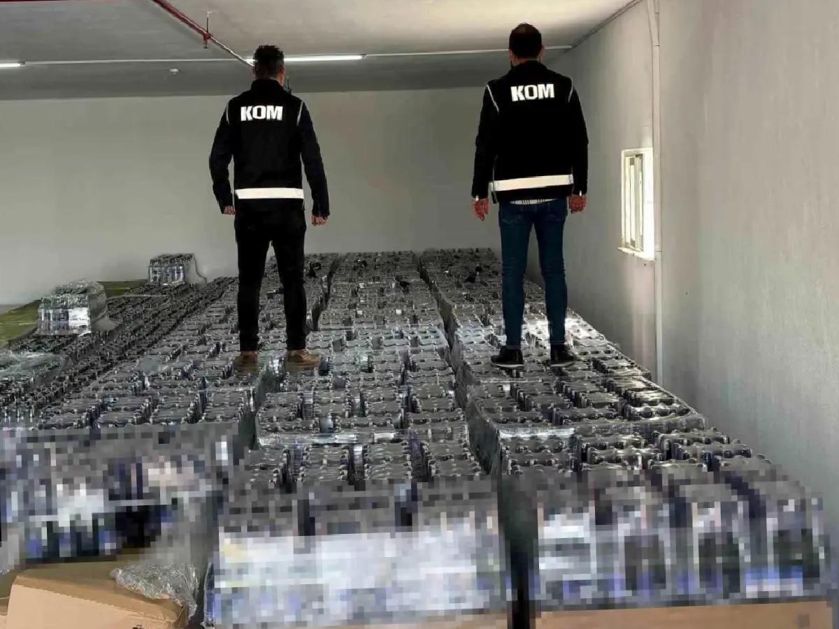 Antalya’da Büyük Kaçakçılık Operasyonu