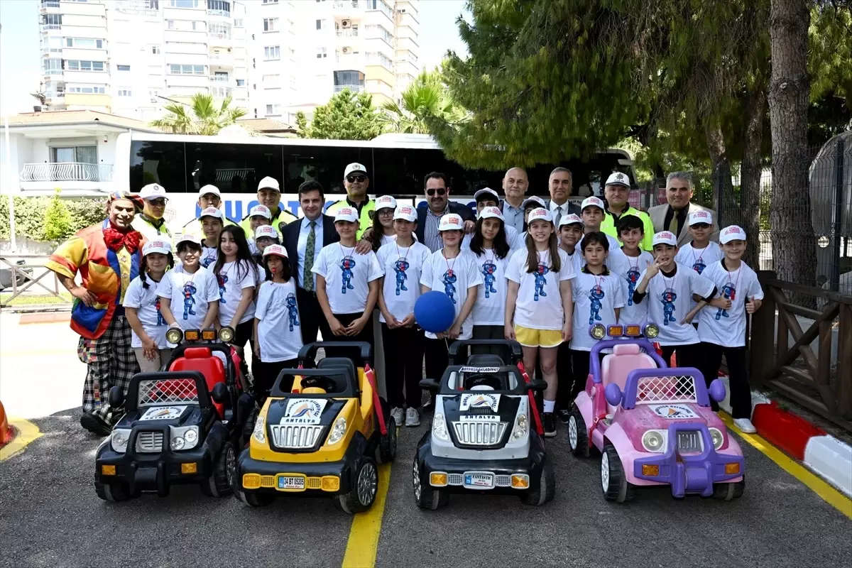 Antalya’da Çocuklara Trafik Eğitimi