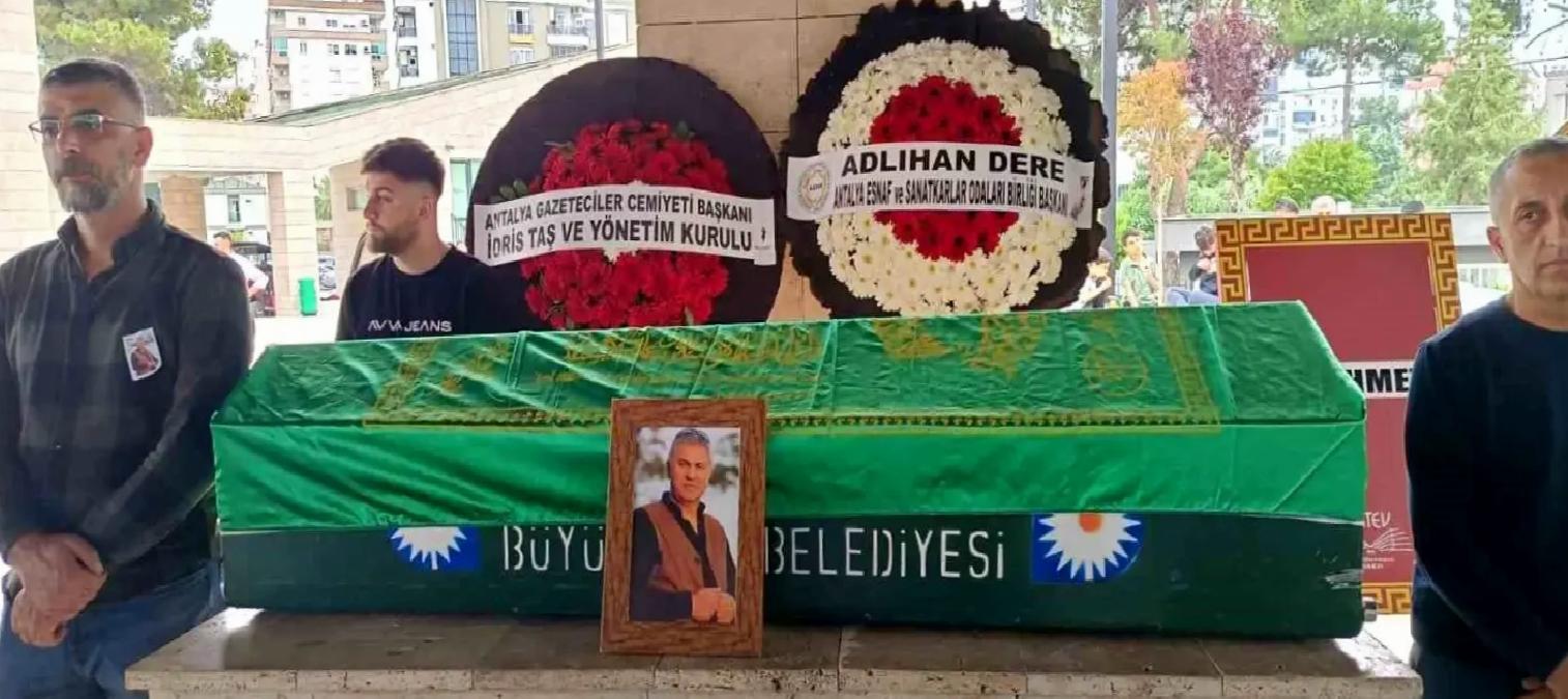 Antalya’nın Sevilen Gazetecisi Celal Vecel Hayatını Kaybetti