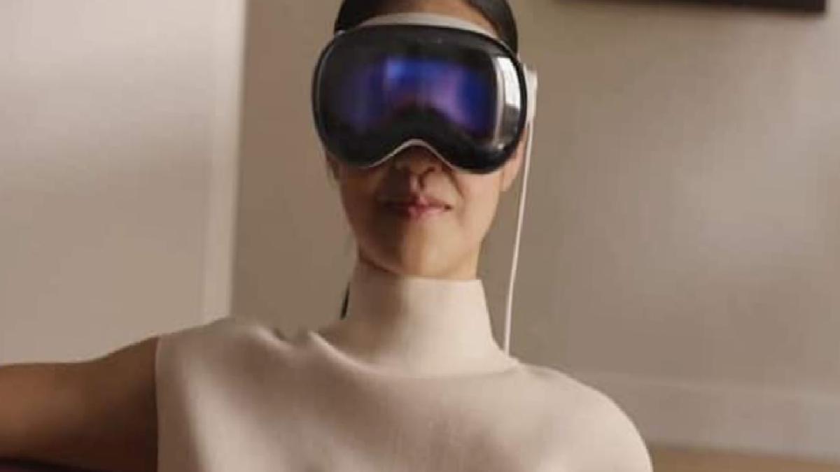 Apple Vision Pro yakında kullanıcıların gözleriyle kaydırma yapmasına olanak tanıyacak