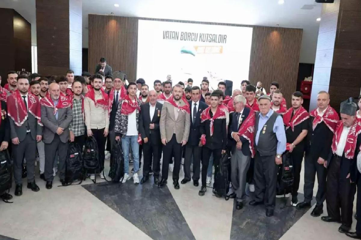 Arnavutköy’de Asker Uğurlama Programı Coşku İçinde Gerçekleşti