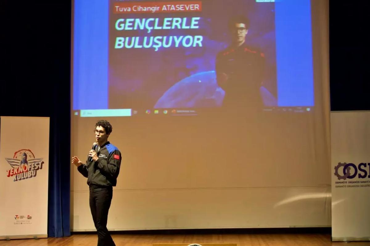 Astronot Tuva Cihangir Atasever, Osmaniye’de öğrencilerle buluştu