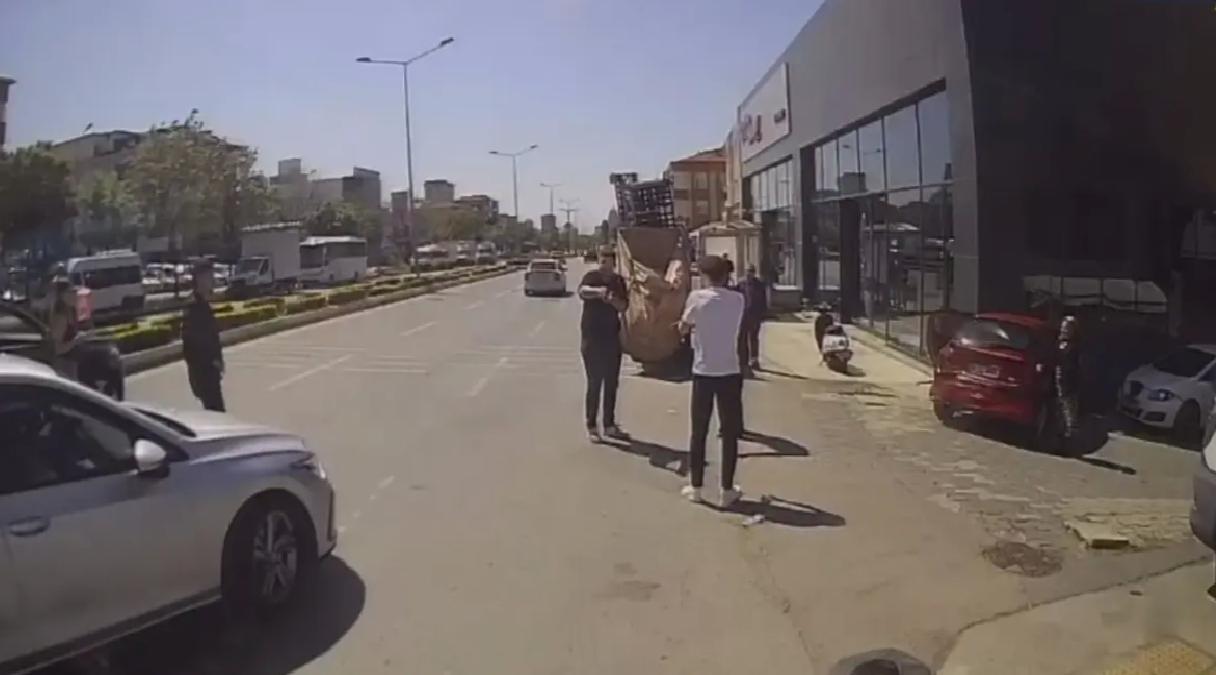 Ataşehir’de Kaza: Kadın Yaralandı