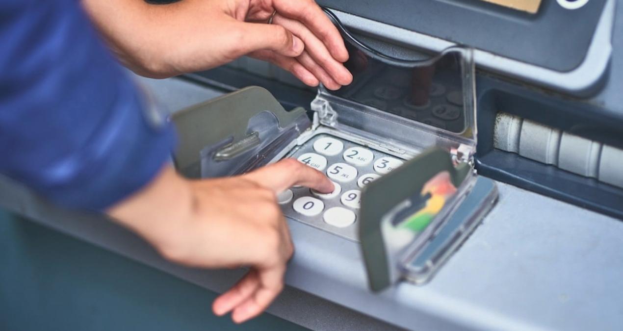 ATM’lerin bilinmeyen 7 özelliği: Bu işlemler şubeye gitmeden yapılıyor