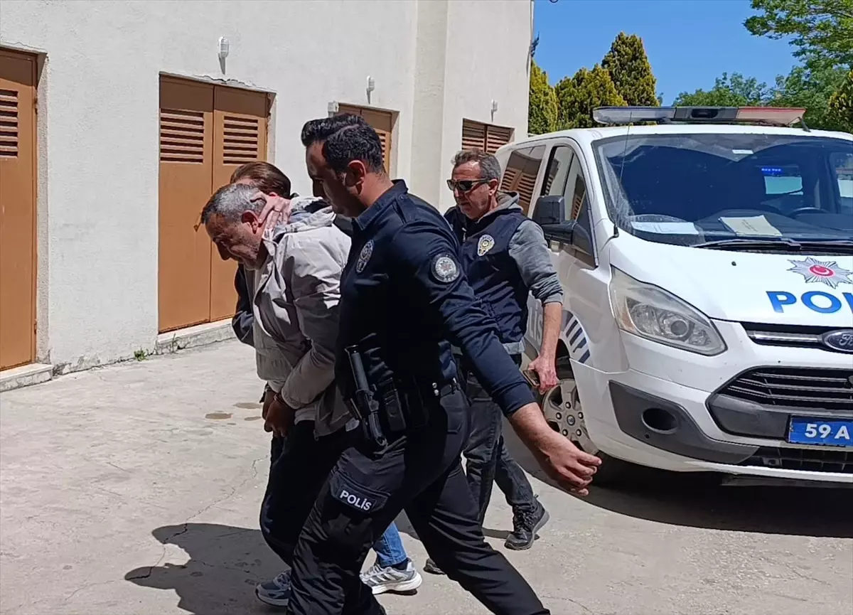 Baba, Tartıştığı Oğlunu Vurarak Öldürdü