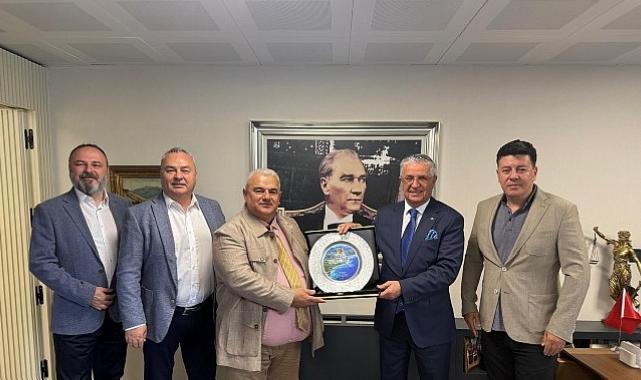 Babayev’e teşekkür plaketi