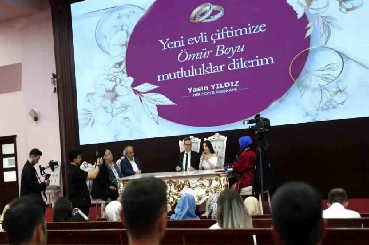 Bağcılar’da 05.05.2025’te Evlenmek İçin Sıraya Giren Çiftler Akın Etti