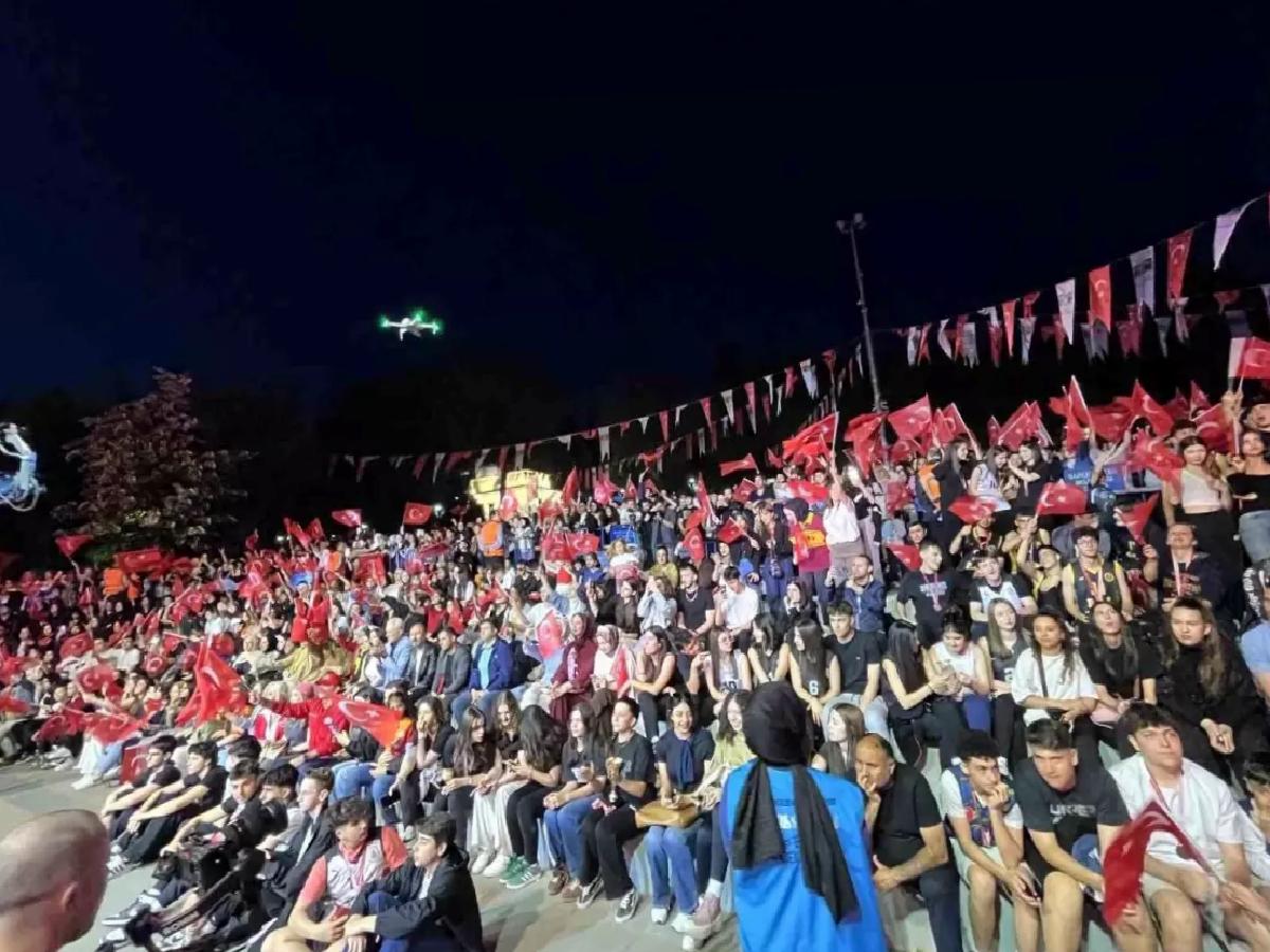 Bahçelievler’de 19 Mayıs Gençlik Konseri Düzenlendi