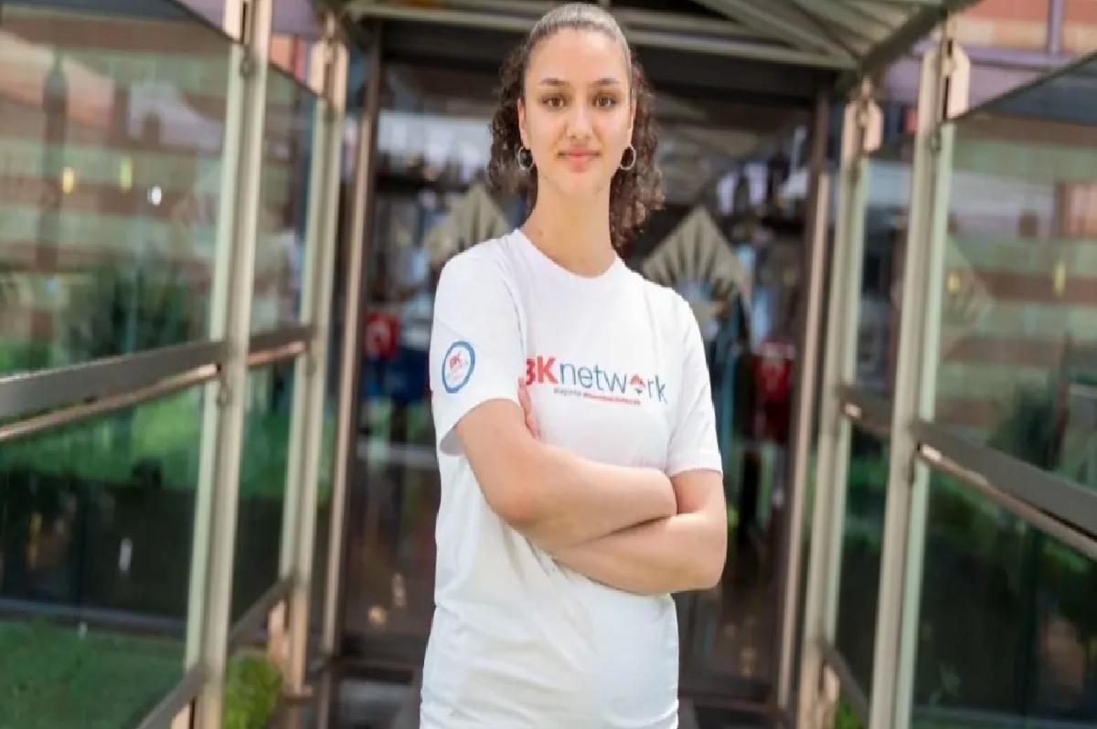 Bahçeşehir Koleji’nden 296 öğrenciye 1136 kabul