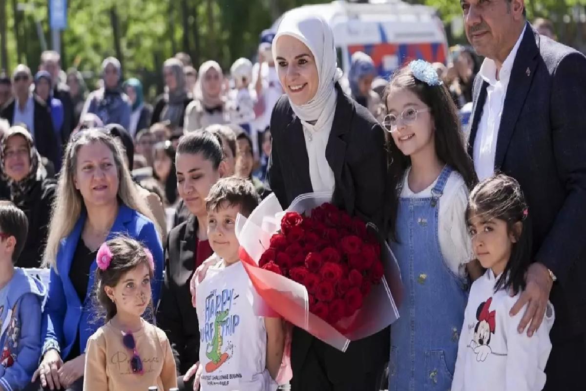 Bakan Göktaş, Anneler Günü’nde Ninni Festivalinin Önemi Üzerine Konuştu