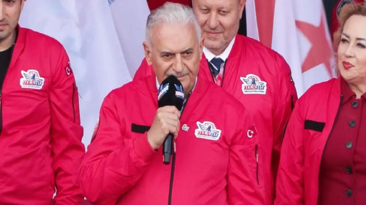 Bakan Kacır: KKTC’yi hep birlikte Bilişim Adası yapabiliriz