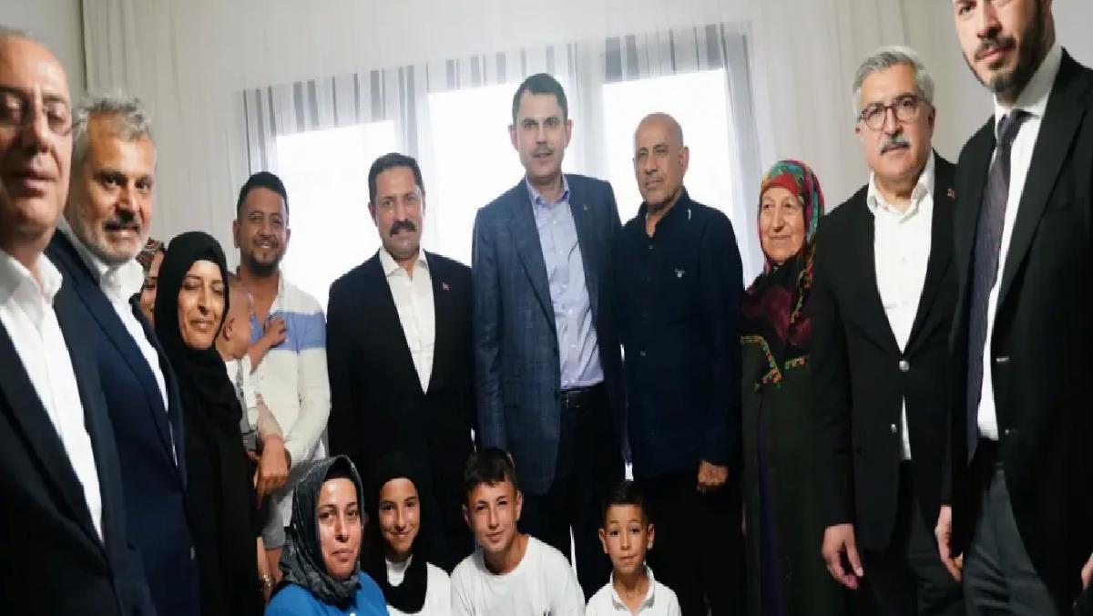 Bakan Kurum Dikmece’de Çakıcı Ailesine Ziyaret Etti