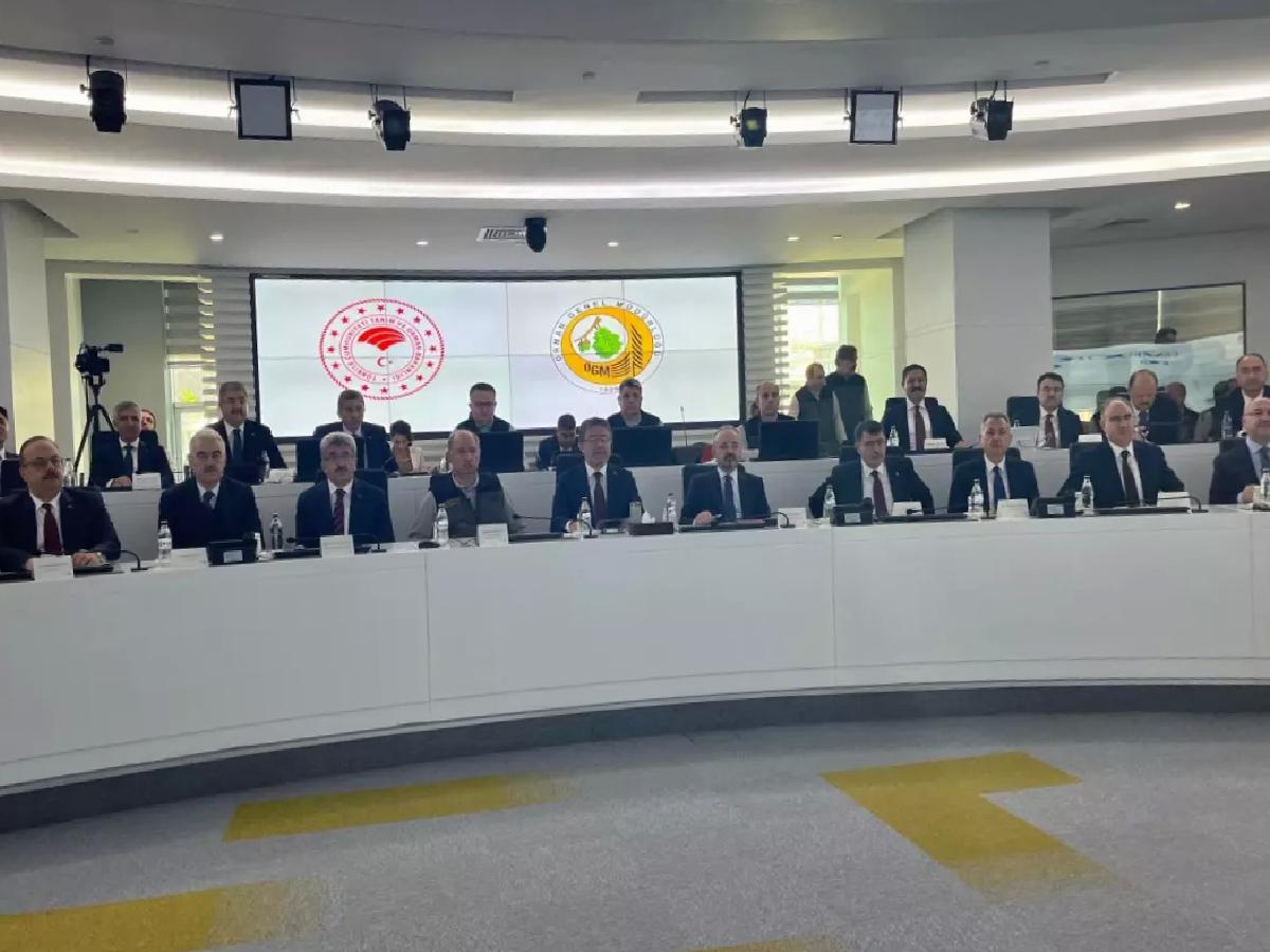 Bakan Yumaklı: Orman Yangınlarına Karşı Mücadele Hazırlıkları Tamamlandı