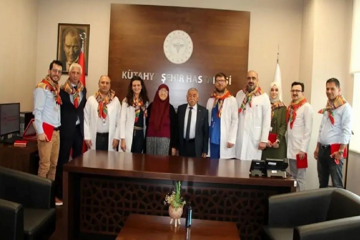 Başkan Namaz Hastane Çalışanlarına Teşekkür Etti