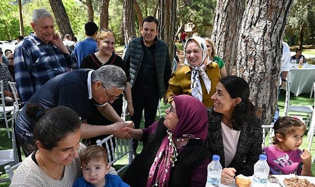 Başkan Topaloğlu’ndan belediye personeline yemek