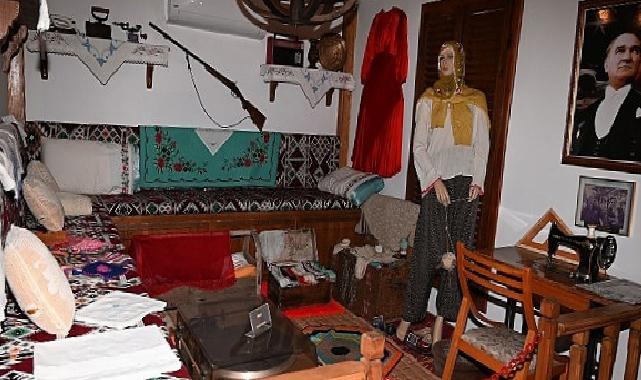 Başkan Topaloğlu’ndan Ramazan Kar’a plaket