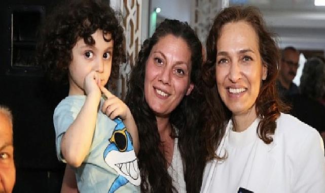 Başkan Ünsal, dönüşüm bekleyen Cumhuriyet Mahallesi’nde halkla buluştu: “Yalnız değilsiniz!”