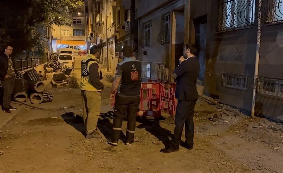 Bayrampaşa’da Rögar Patladı