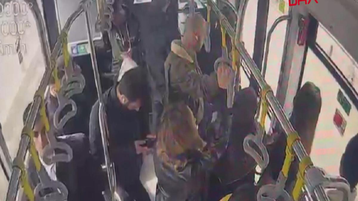 Beylikdüzü’ndeki metrobüs kazası araç içi kamerasında