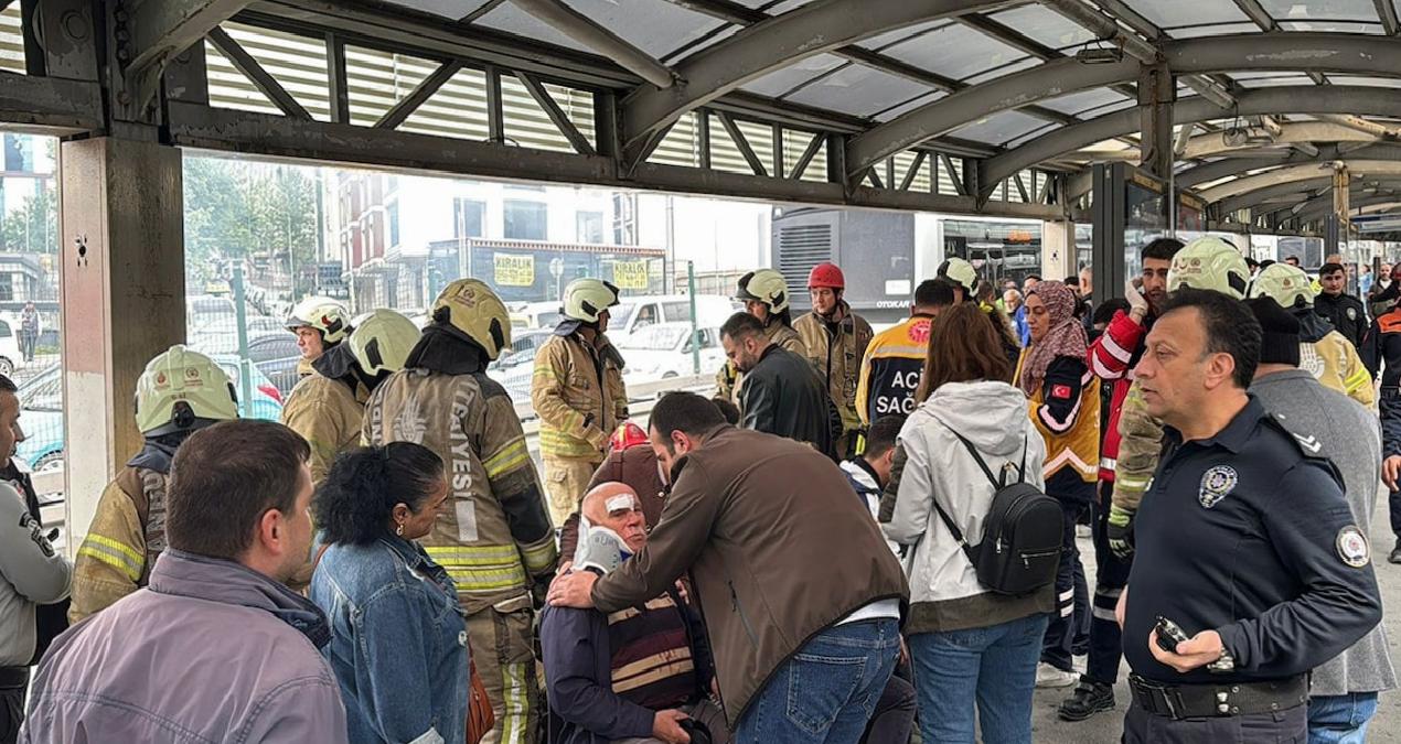 Beylikdüzü’ndeki metrobüs kazasında ölen yolcunun cenazesi ailesine teslim edildi