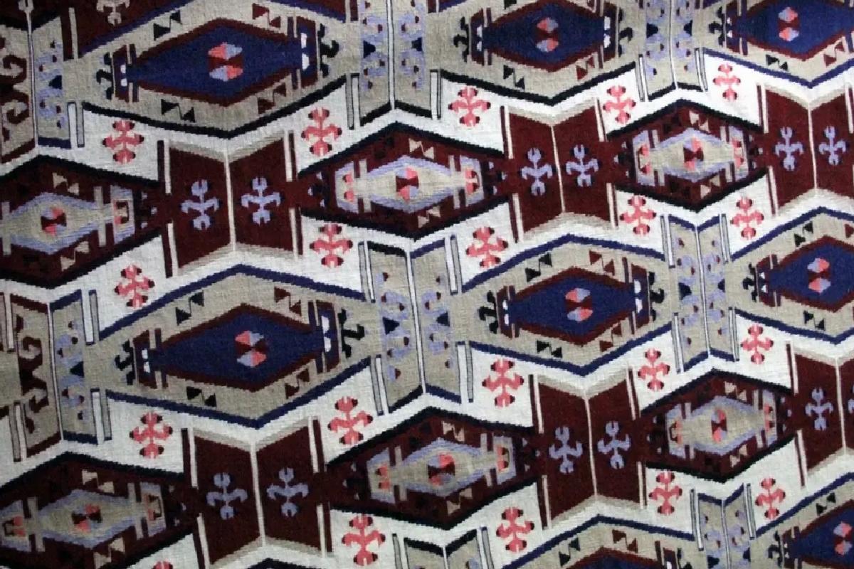 Beypazarı’nda Kök Boya ile Kilim Üretimi