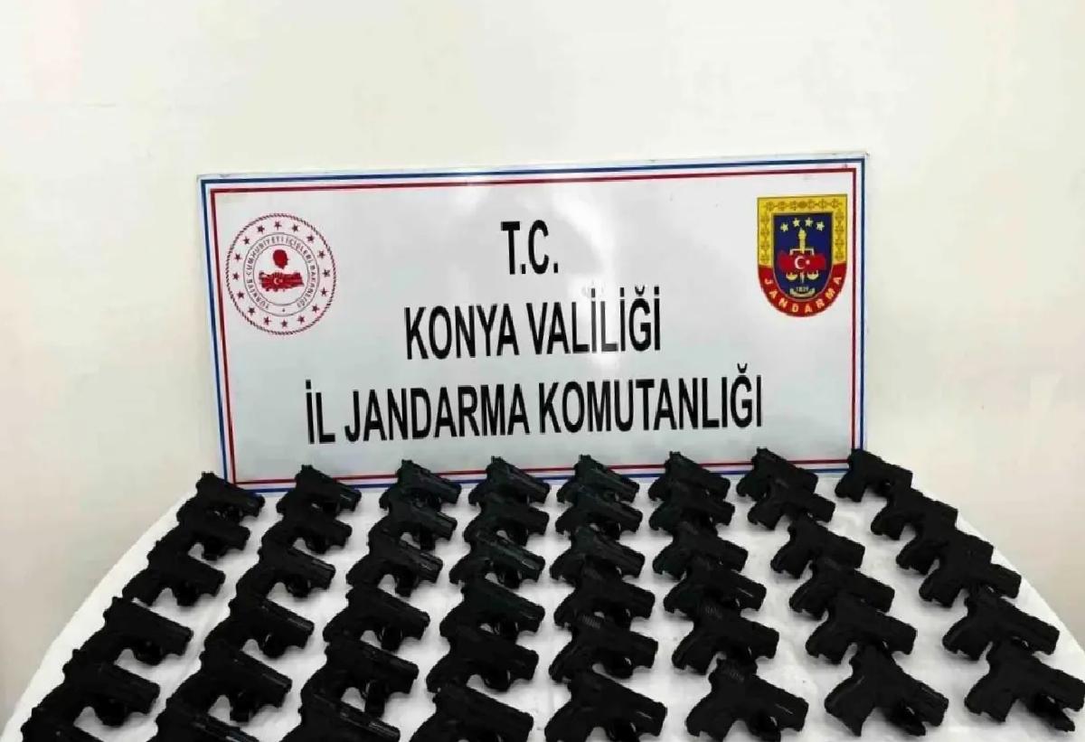 Beyşehir’de 48 Ruhsatsız Tabanca Ele Geçirildi