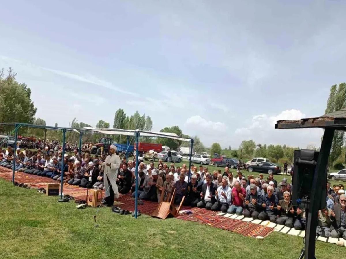 Beyşehir’de Yağmur Duası Yapıldı