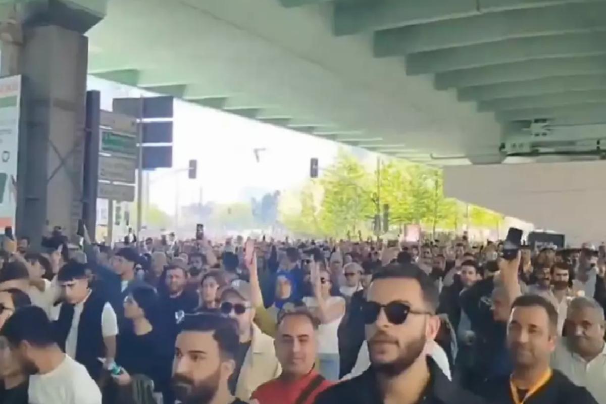 Binlerce kişi Sırrı Süreyya Önder için Levent’e yürüdü