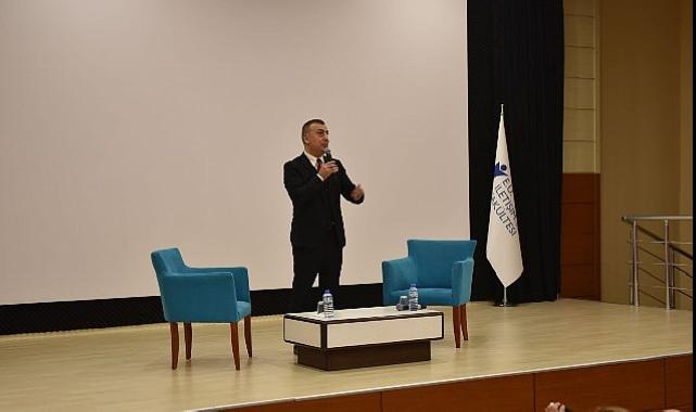 Birol Güven ve Can Ulkay Egeli genç iletişimcilerle buluştu