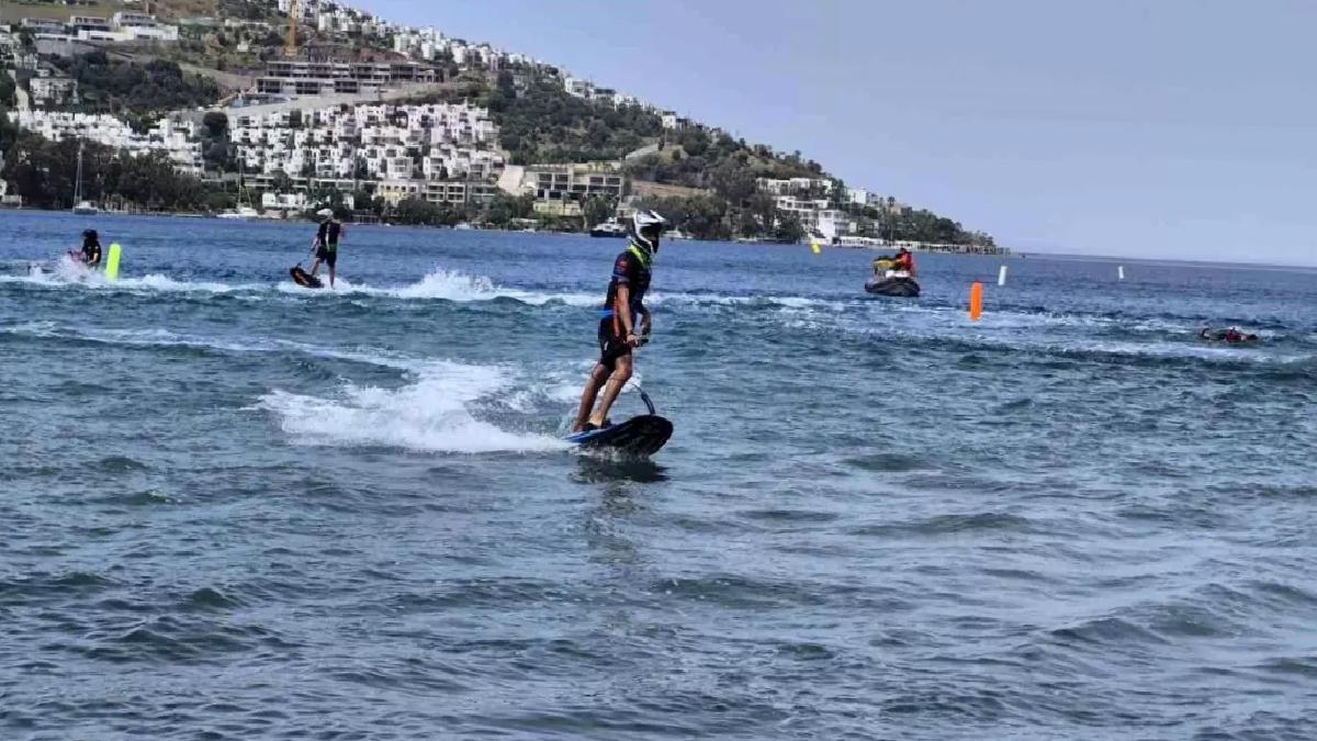 Bodrum’da Su Jeti ve MotoSurf Şampiyonası Başladı
